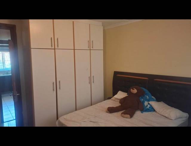 4 BEDROOM HOUSE FOR SALE IN SILVERGLEN